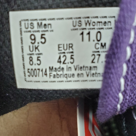 *Sold New Van's Old Skool Tie Dye Sneakers - Picture 10 of 11